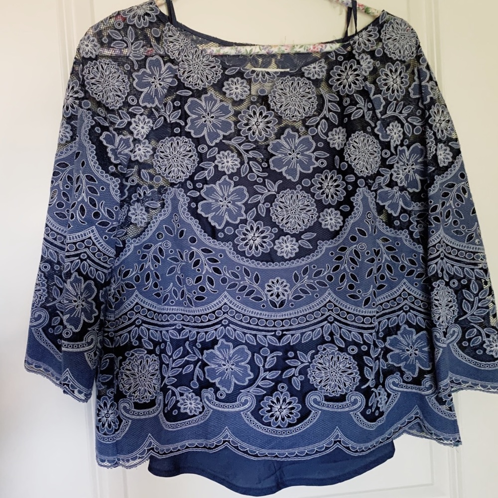 Anthropologie HD in Paris Laced Top with Slip